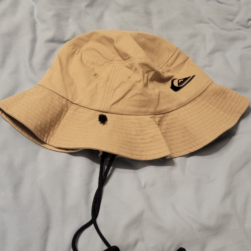 Quiksilver Men's Bushmaster Sun Protection Floppy Visor Bucket Hat